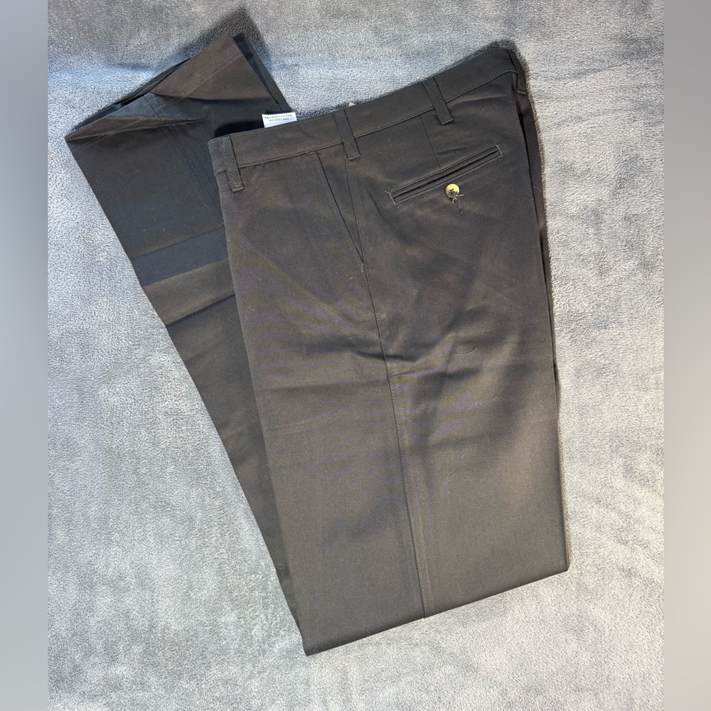 Wrangler Men's Classic Black Dress Pants